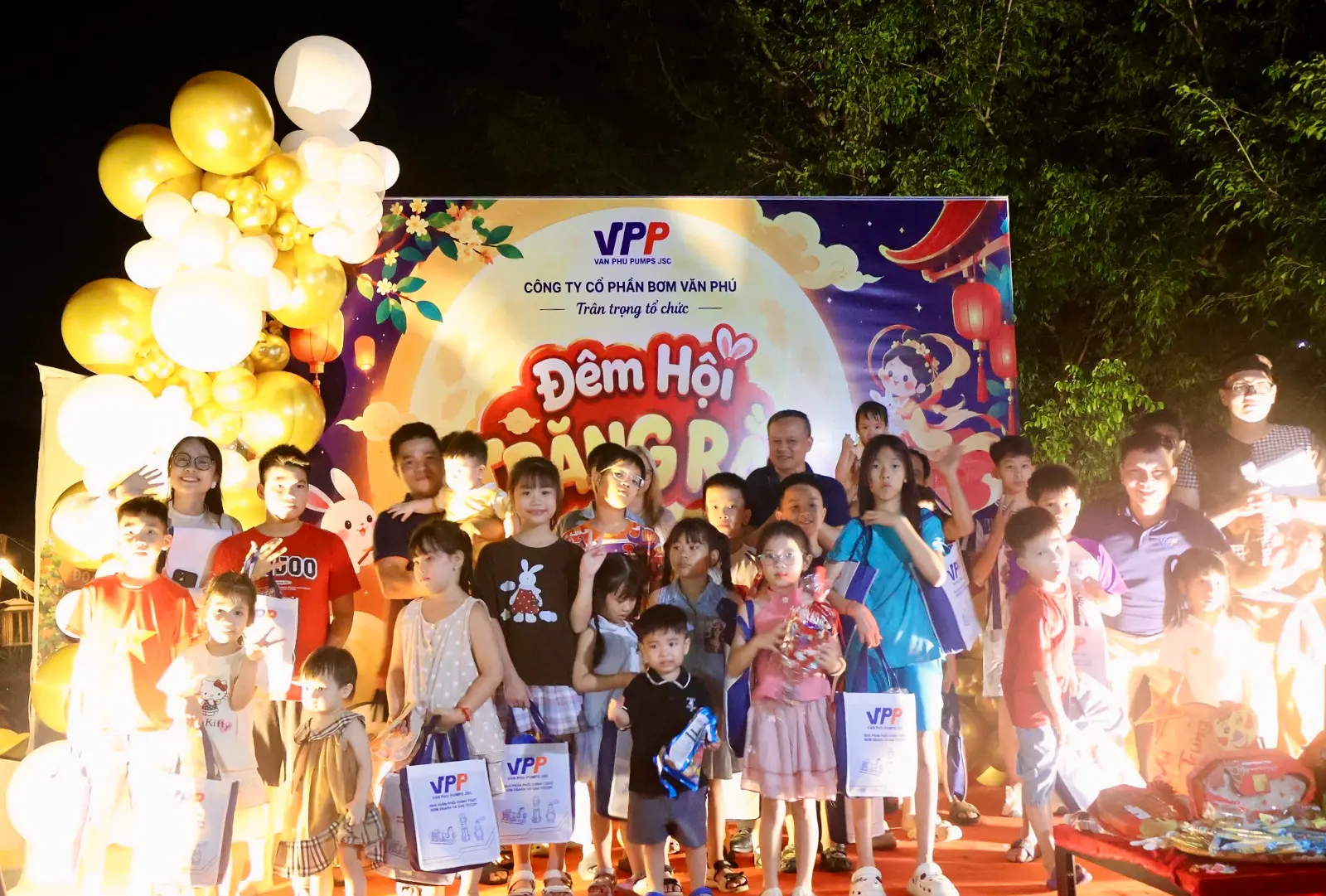 Lan tỏa giá trị gắn kết qua chương trình “Vui Tết Trung Thu – Đêm hội Trăng rằm” dành cho Cán bộ công nhân viên và các cháu thiếu nhi